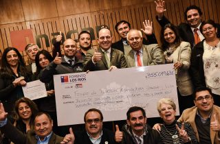 Cesar Asenjo entrega de fondos 2018